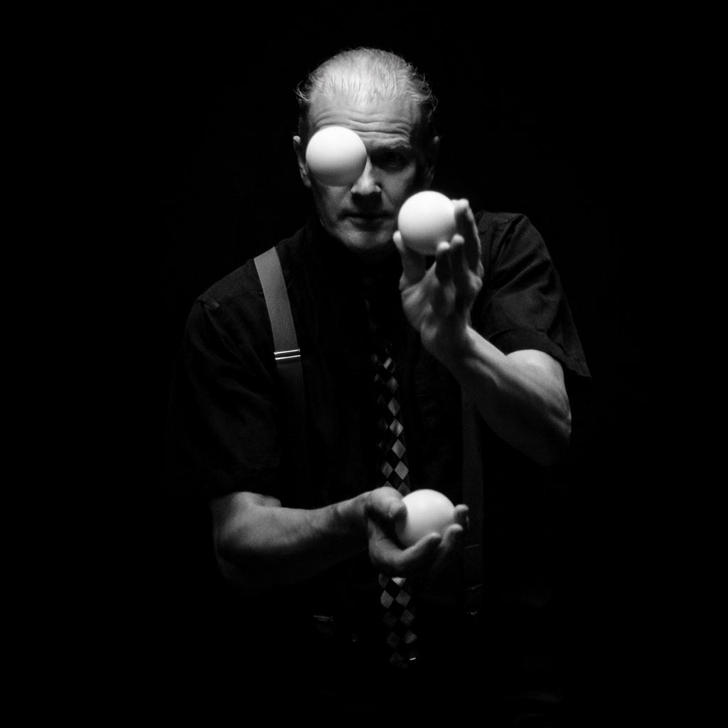 Three Balls Dramatic